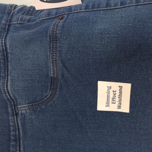 NWT PLUS SIZE OLD NAVY Jeggings - Picture 2 of 4